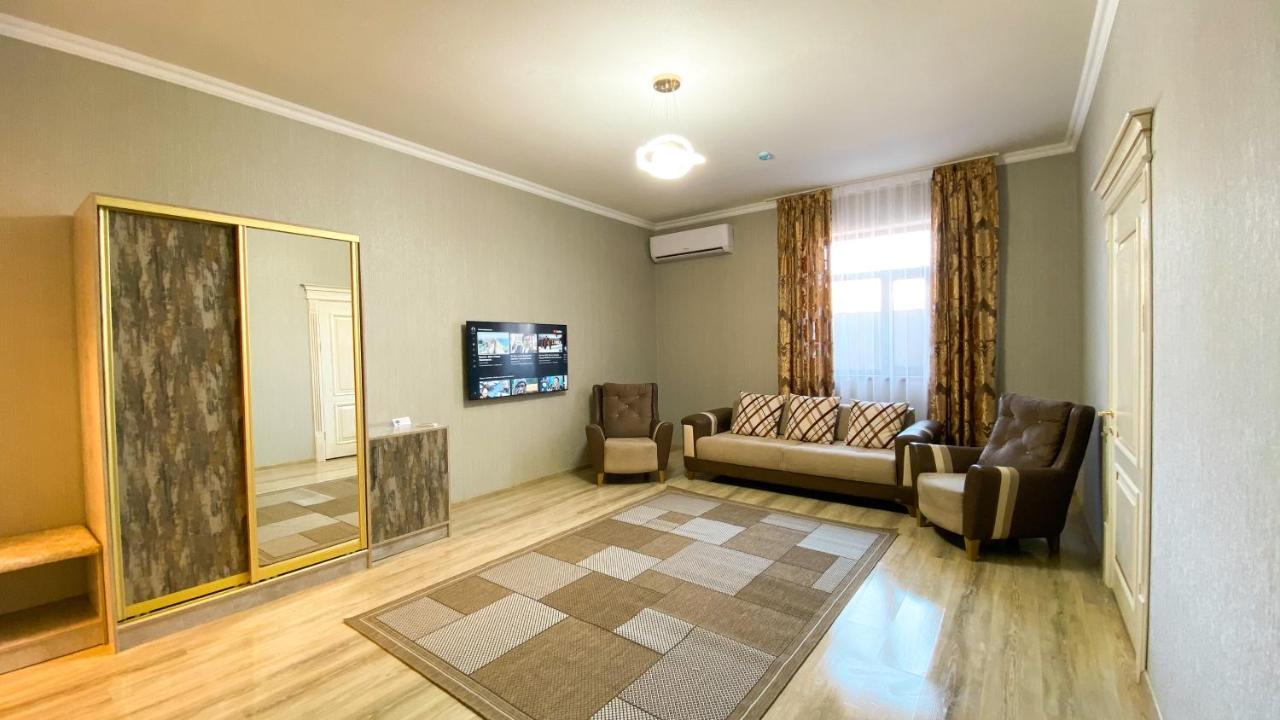 Golden Ray Hotel Turkistan 外观 照片