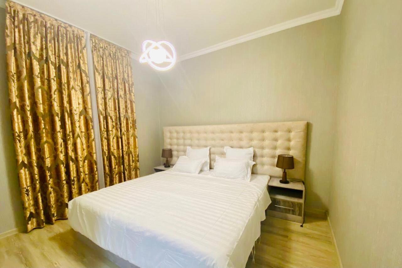 Golden Ray Hotel Turkistan 外观 照片